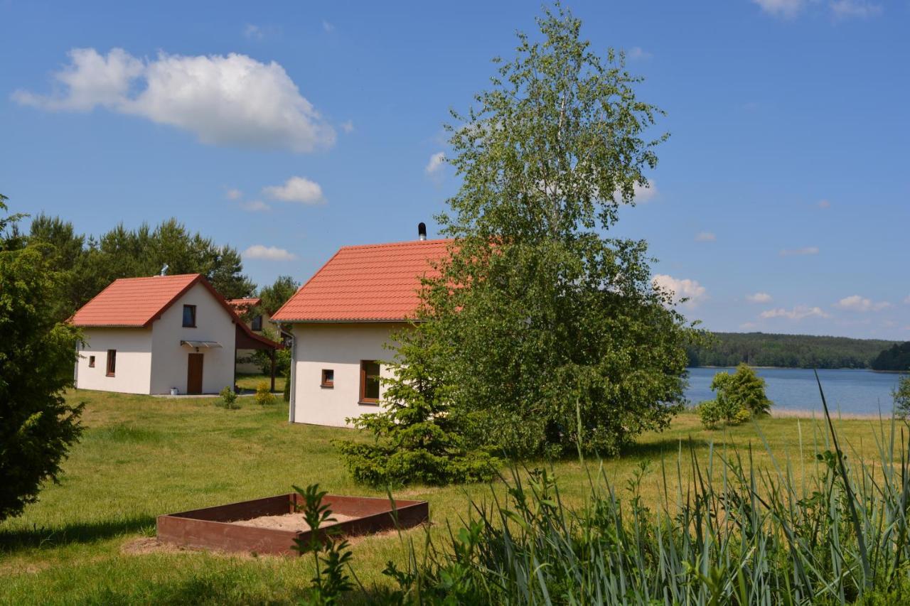 Posiadlosc Nad Zatoka Ryn  Extérieur photo